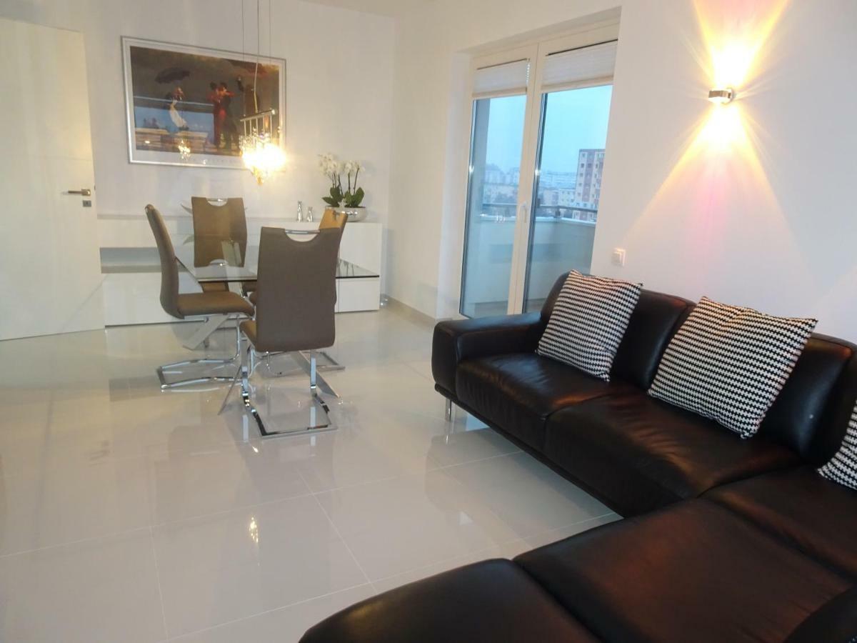 Apartament Francesca Braşov Exterior foto